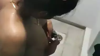 Indian spy in pool shower dressing room leaks