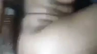 Mature desi girl masturbating with a sugarcane