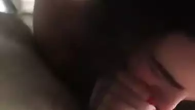 Hot Lahore babe gives a nasty blowjob in Pakistani sex